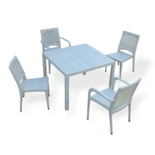 PE Rattan Outdoor Tisch und Stuhl Set, Komfortable Garten